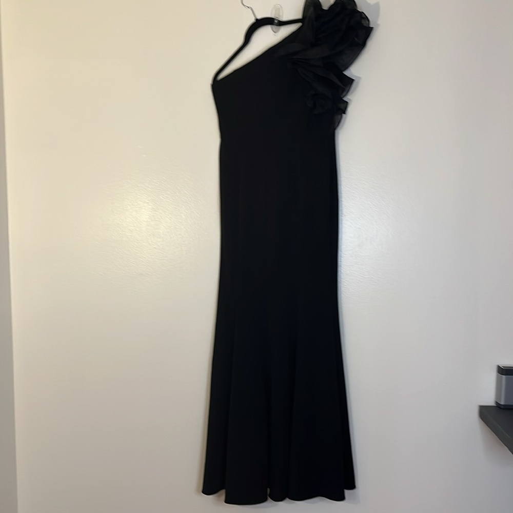 Aidan Mattox | Organza Ruffle one shoulder tulip evening gown Women’s size 8 - Picture 6 of 12